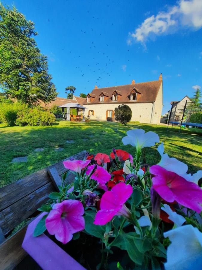 La Maison Genevier - Chambre La Family Montreuil-en-Touraine 外观 照片